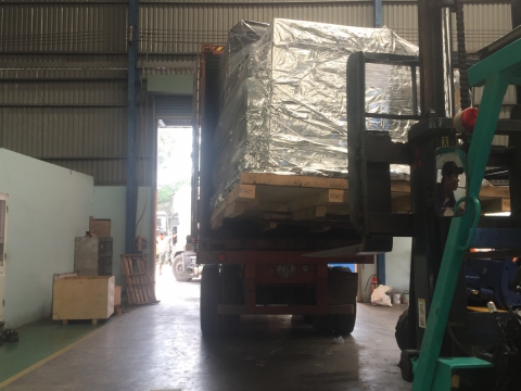 ĐÓNG KIỆN & ĐÓNG HÀNG VÀO CONTAINER